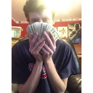 Meet your Posher, Casey